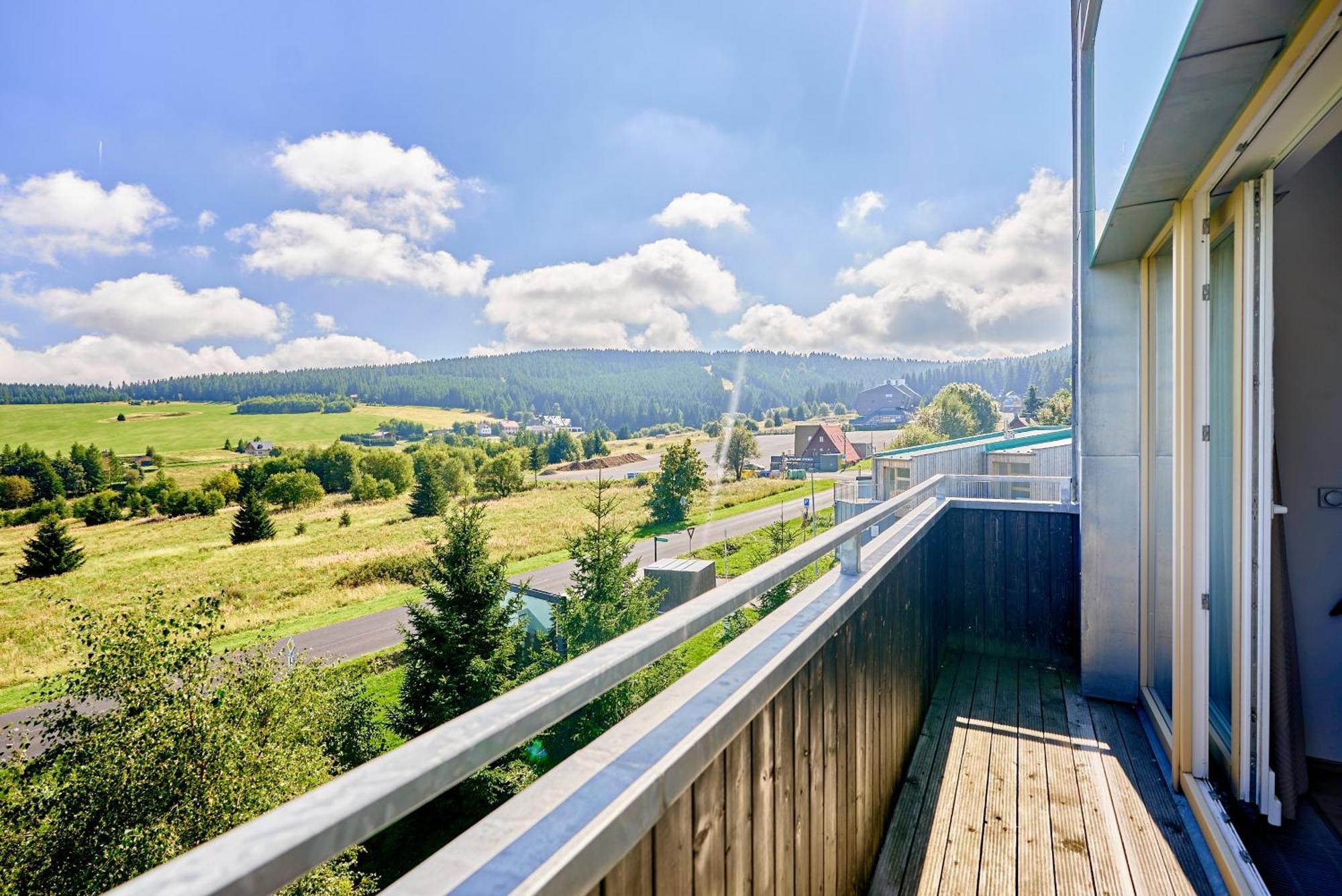Slopeside Apartment By Mountain Ways Loucná pod Klínovcem Exterior foto